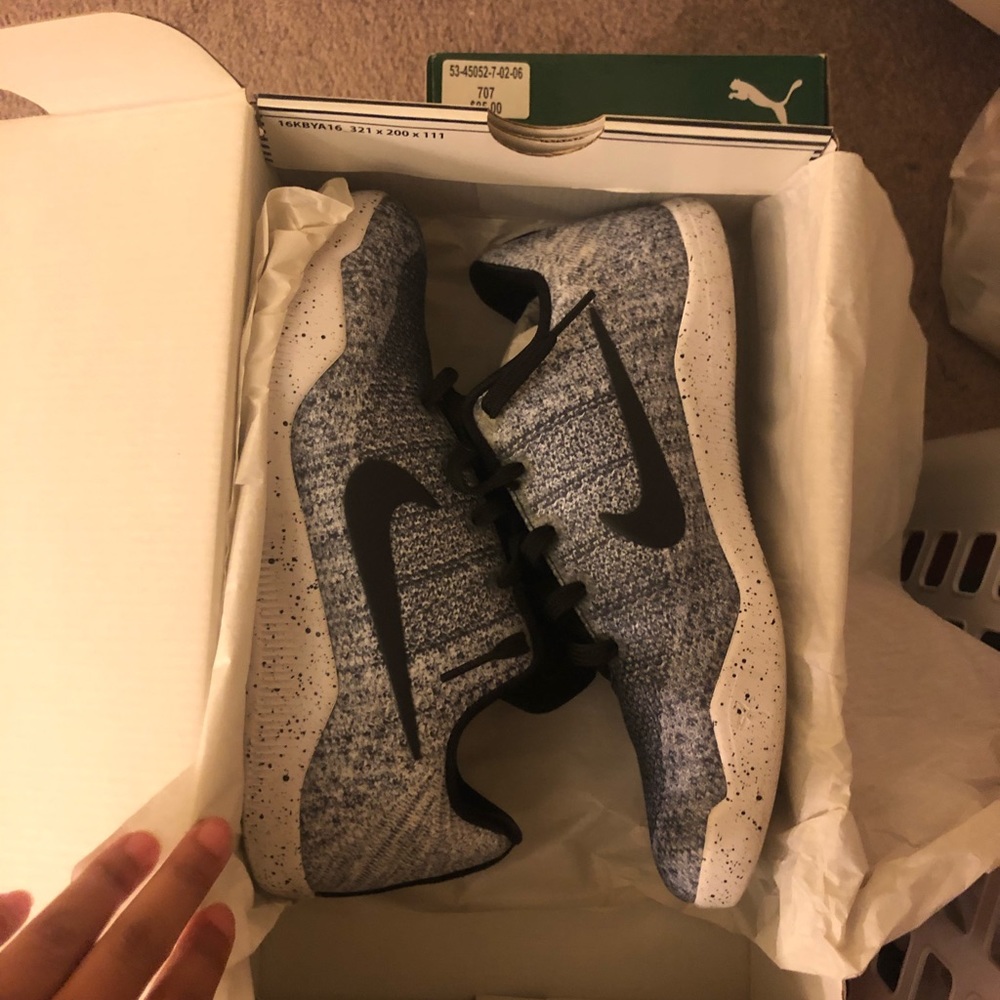 Kobe grade school shoes